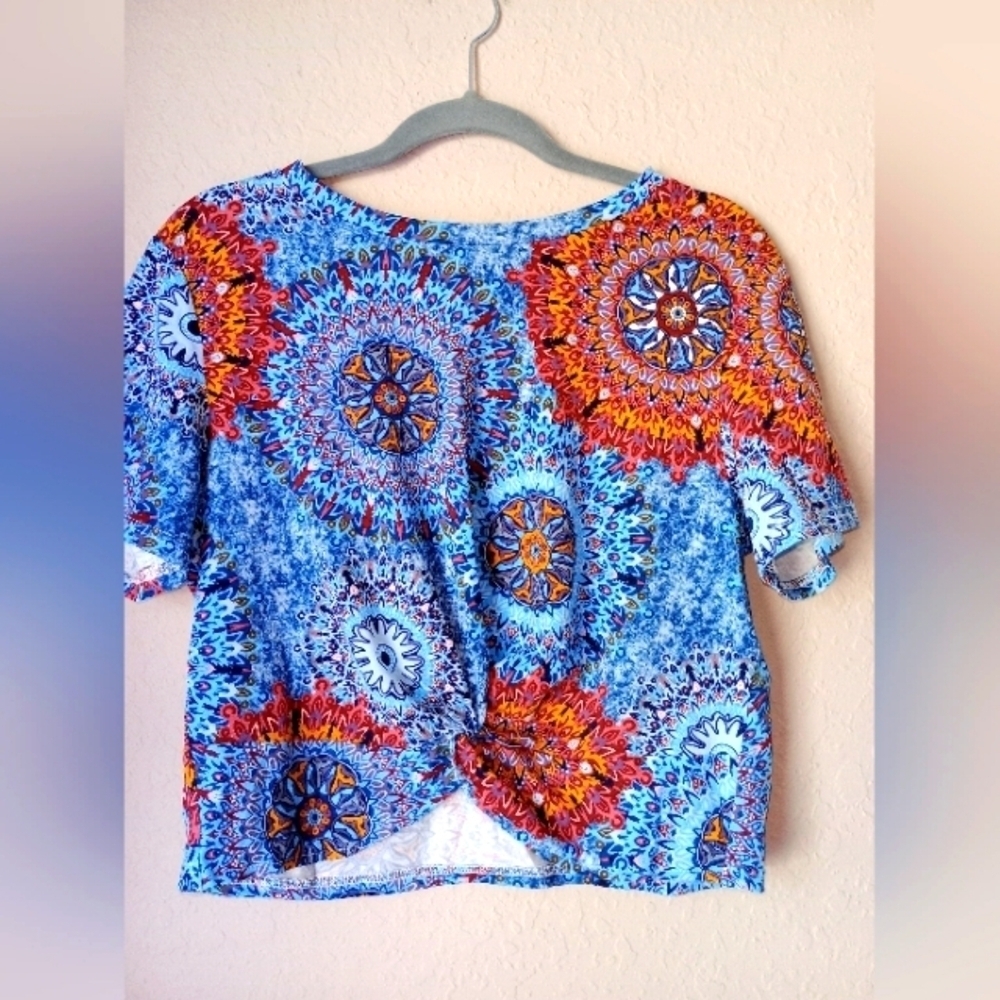 Jinkesi Crop Tee Shirt Pullover Juniors Multicolor Paisley Top size XL